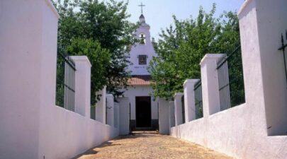 CENTRO PASTORAL CELIA MÉNDEZ (CONVENTO)