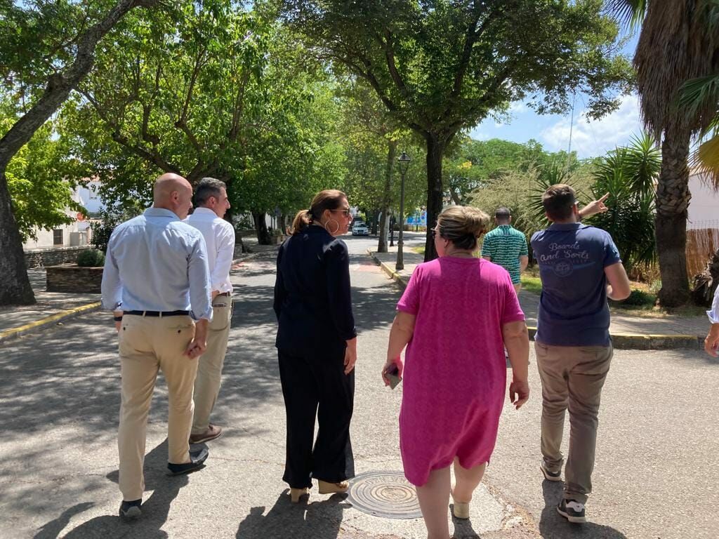 VISITA DE LA CONSEJERA DE AGRICULTURA, PESCA, AGUA Y DESARROLLO RURAL