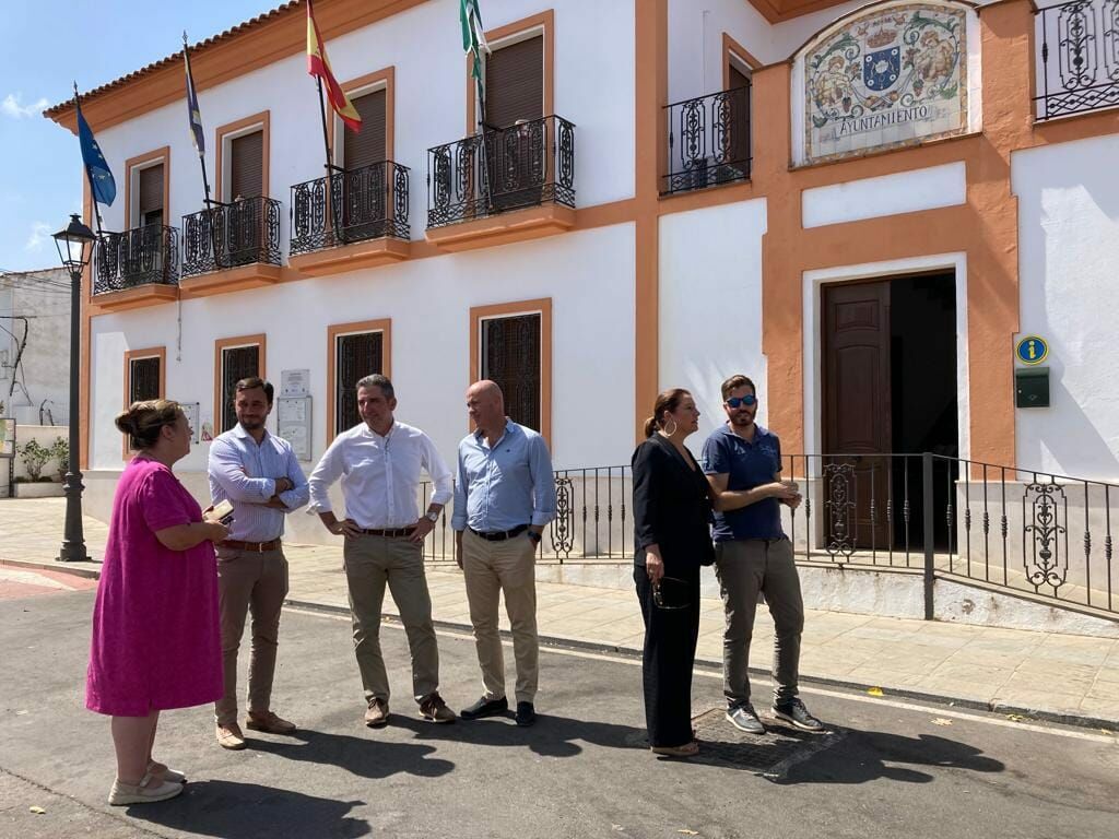 VISITA DE LA CONSEJERA DE AGRICULTURA, PESCA, AGUA Y DESARROLLO RURAL