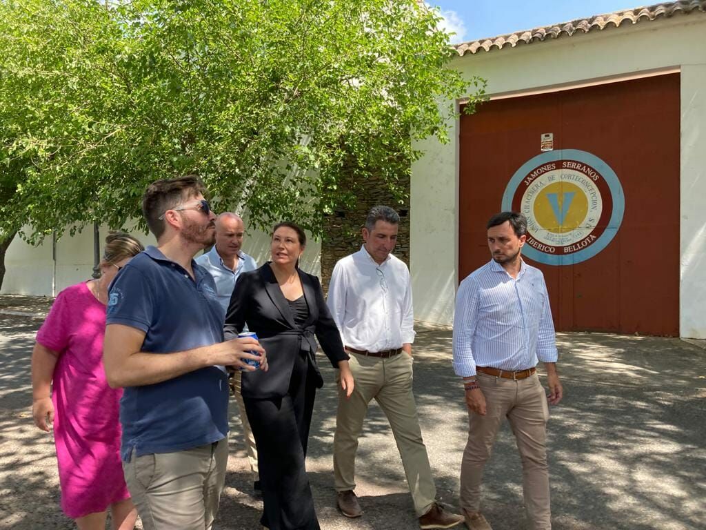 VISITA DE LA CONSEJERA DE AGRICULTURA, PESCA, AGUA Y DESARROLLO RURAL